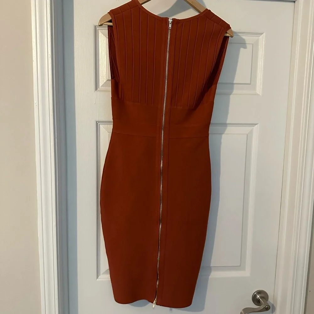 NWT Gianni Bini Brenda Dress in Cedar bandage dress Small - Picture 7 of 8